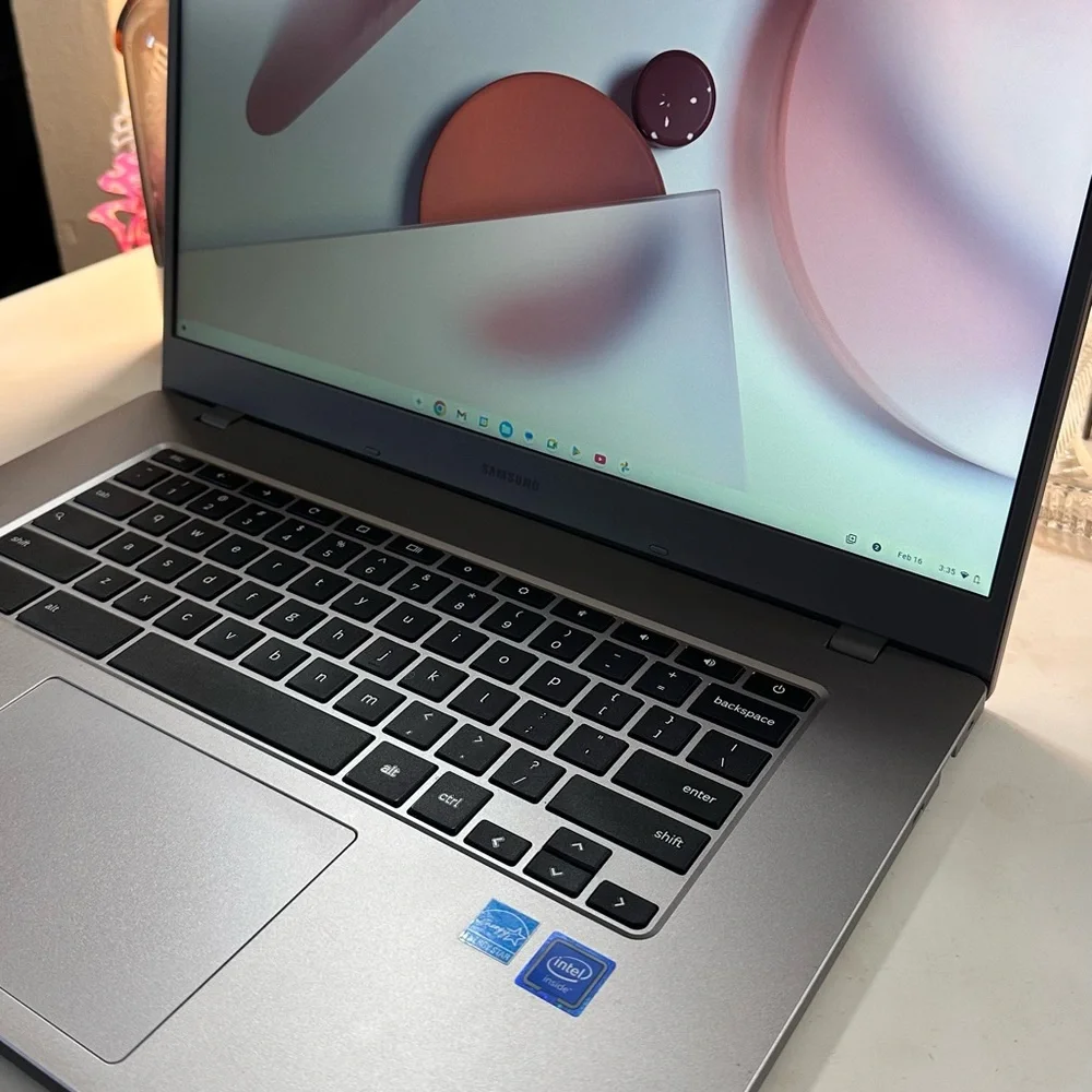 Samsung Chromebook 4